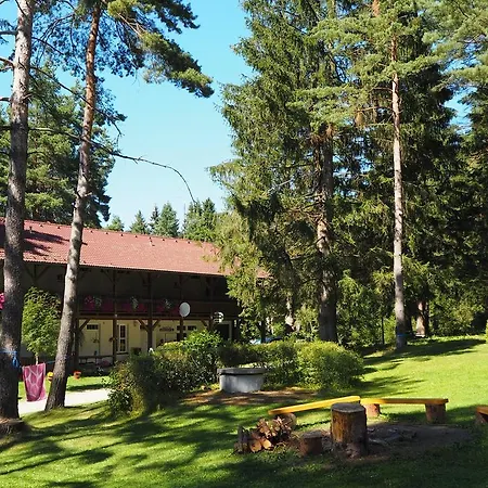 Rezort Lojzovy Paseky Frymburk
